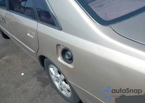 2000 Toyota Avalon Xls from USA, damaged, VIN 4T1BF28B6YU057764